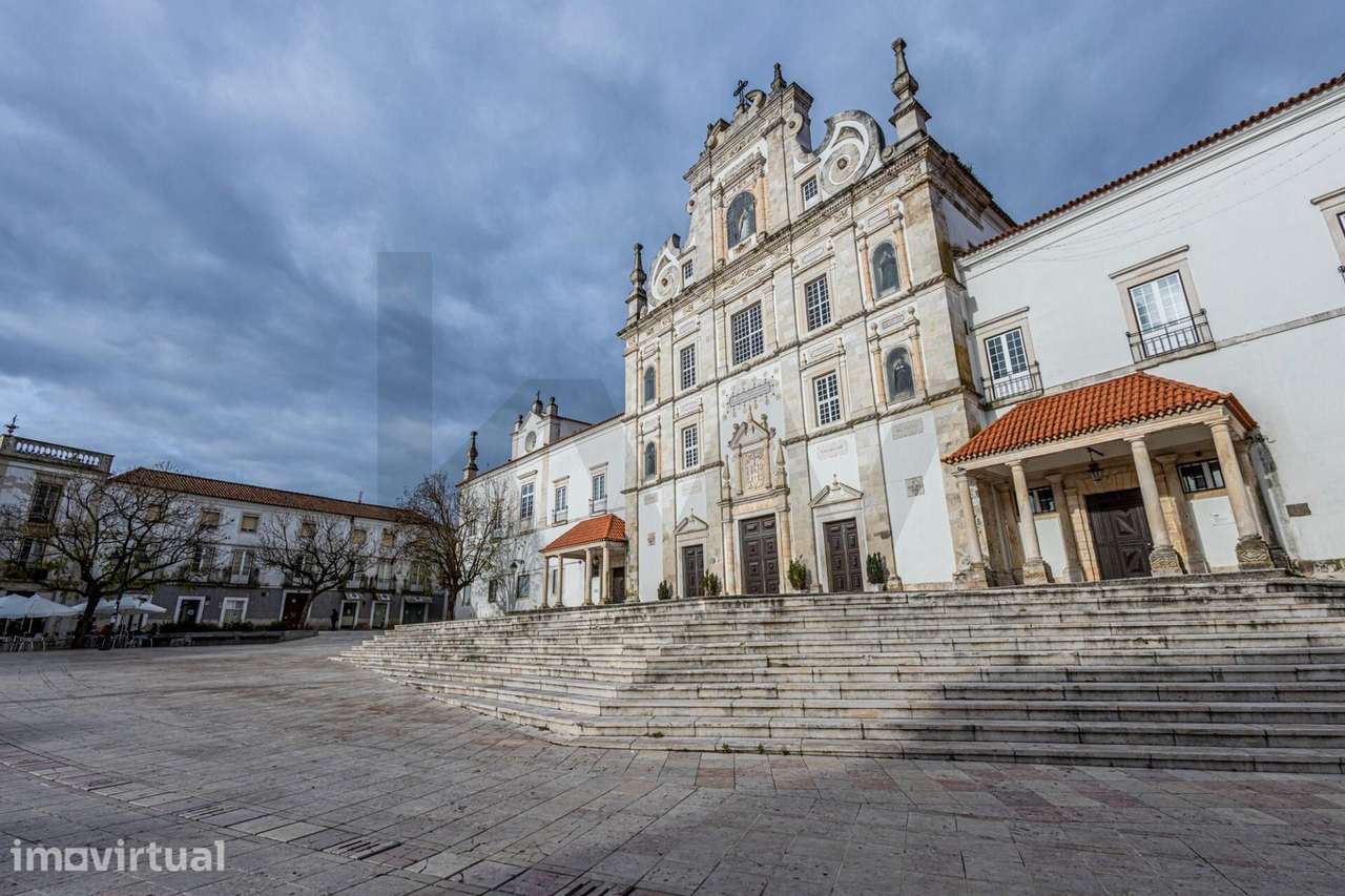 Oportunidade de Investimento Distinta – Dois Prédios no Coração Histór - Grande imagem: 4/60
