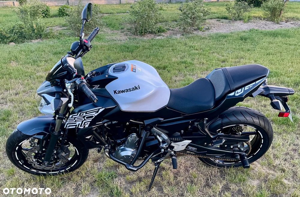 Kawasaki Z 650 - 6