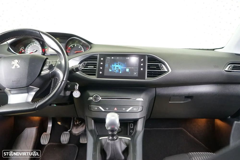 Peugeot 308 SW - 27