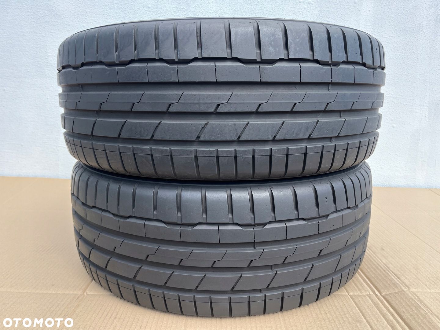 OPONY 235/45/19 99Y HANKOOK VENTUS S1 EVO3 K127 - 1