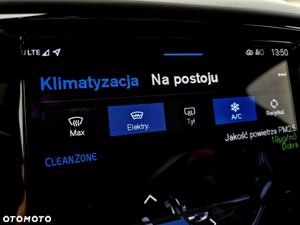 Volvo XC 60 T6 Plug-In Hybrid AWD Plus Dark - 23