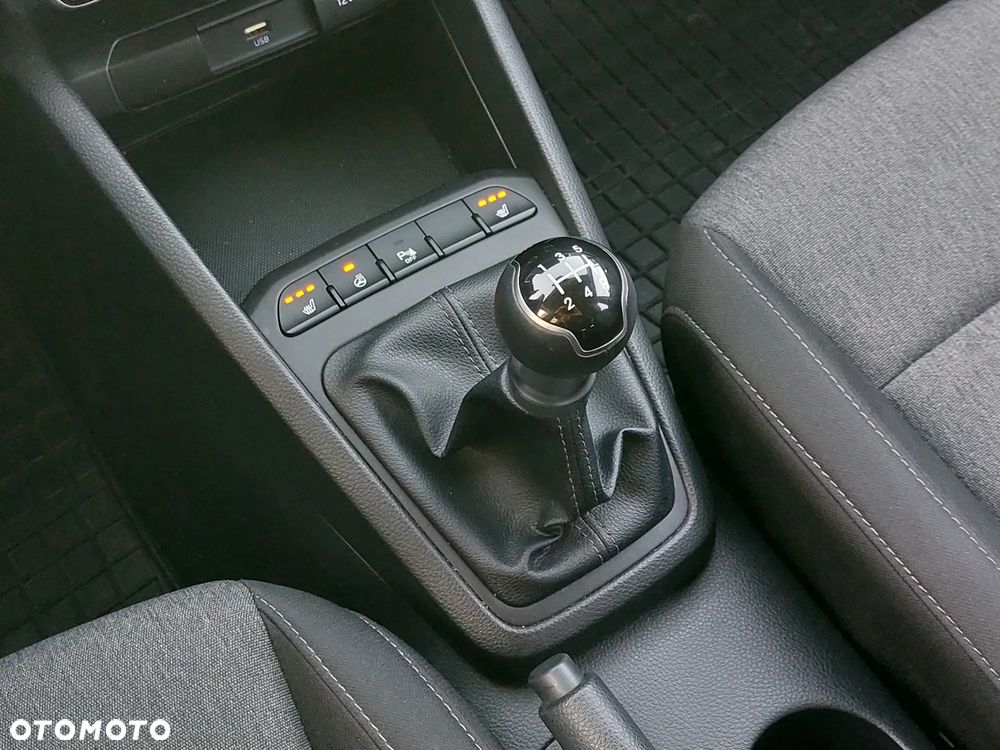 Kia Stonic 1.2 M - 11