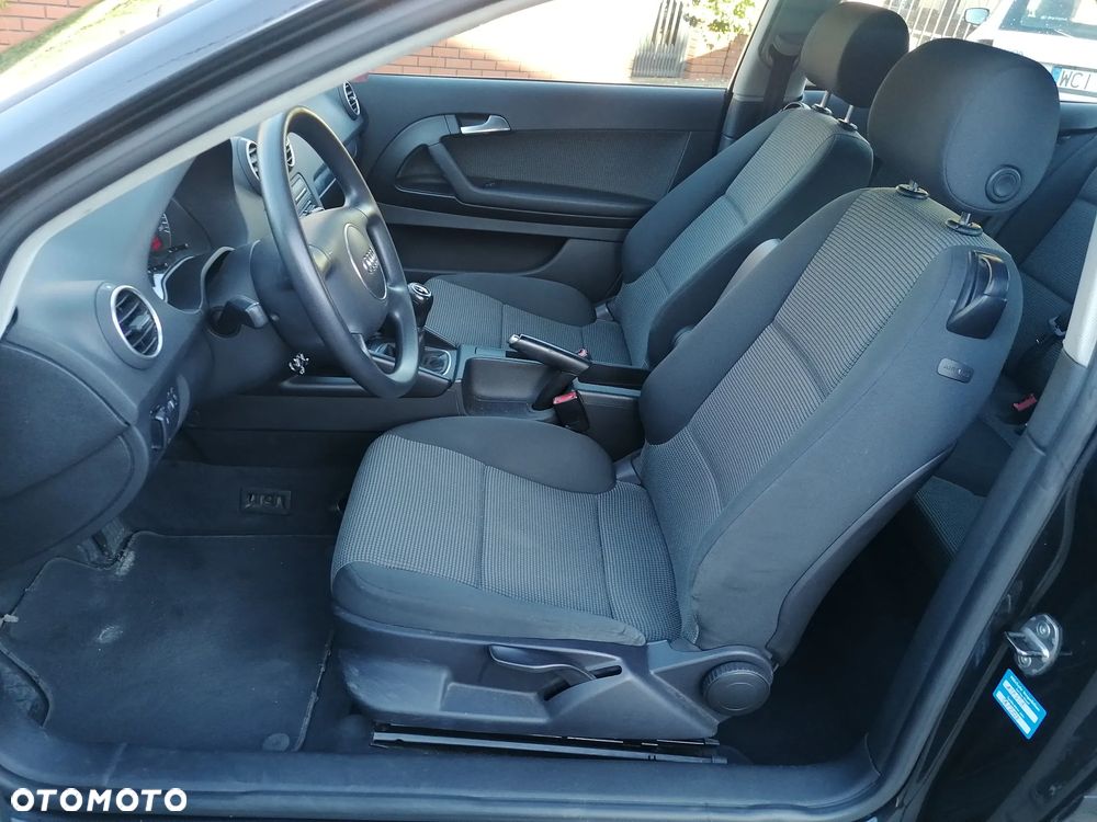 Audi A3 1.6 Attraction - 5