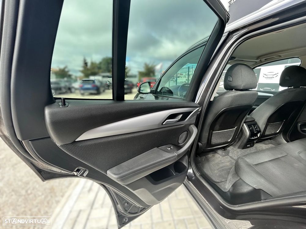 BMW X3 xDrive30e Aut. - 25