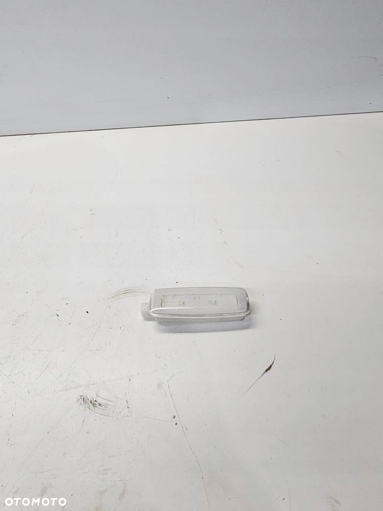 LAMPKA PODSUFITKI AUDI A6 C7 A7 4G A8 D4 4H0947105B - 1