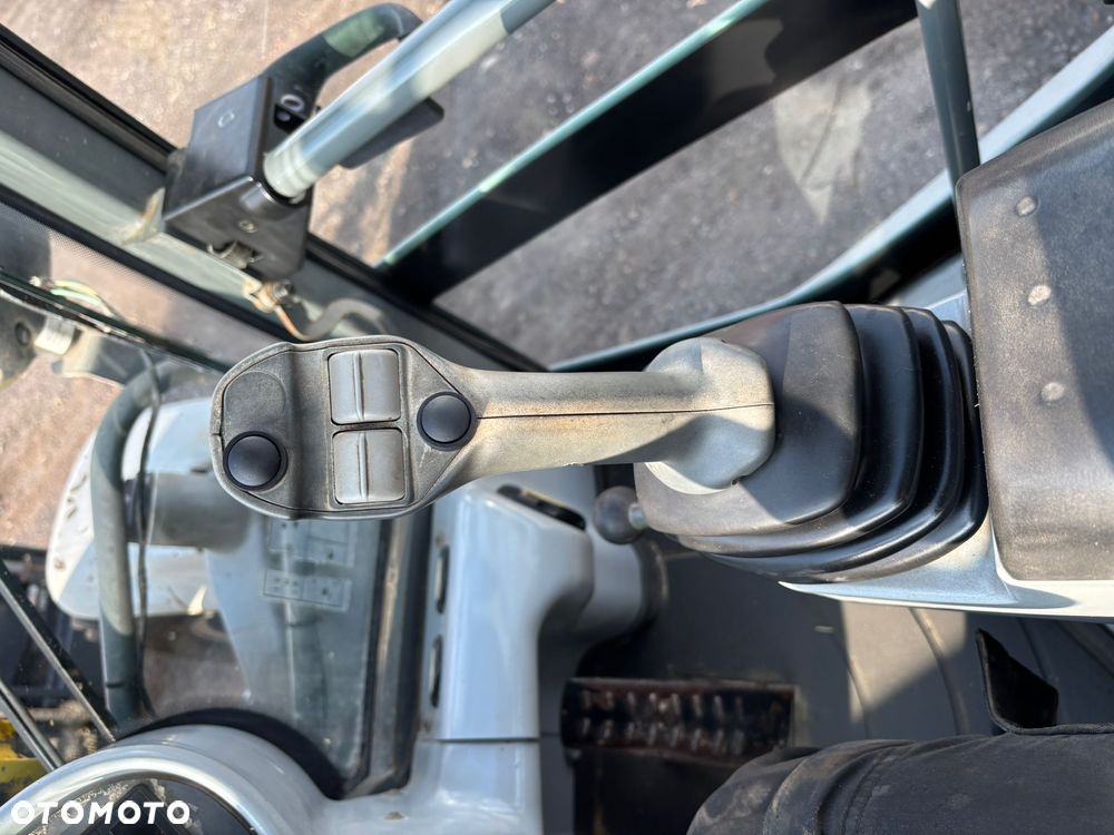 Kramer 480 2009 | Ładowarka Przegubowa | 4x4 | Bez Wkładu | Gotowa na Sezon - 13