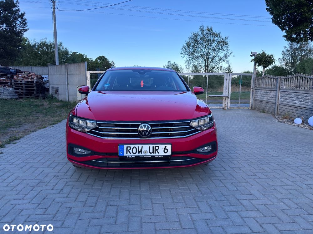 Volkswagen Passat Variant 2.0 TDI SCR DSG BlueMotion Comfortline - 4