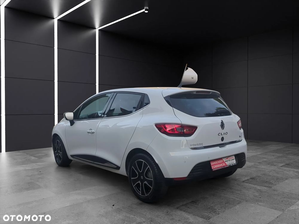 Renault Clio TCe 90 Luxe - 6