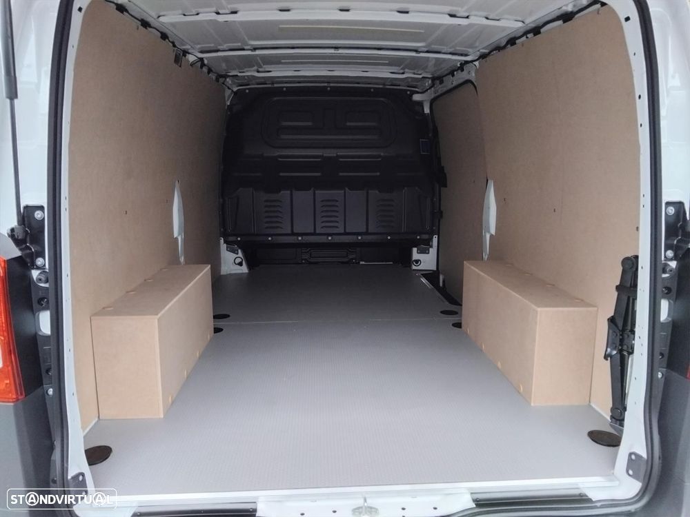 Mercedes-Benz Vito Furgão Longo 114CDI/34 - 12