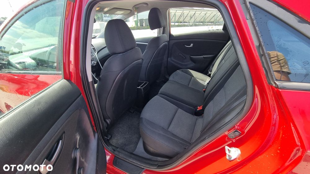 Hyundai i30 1.4 Comfort - 23