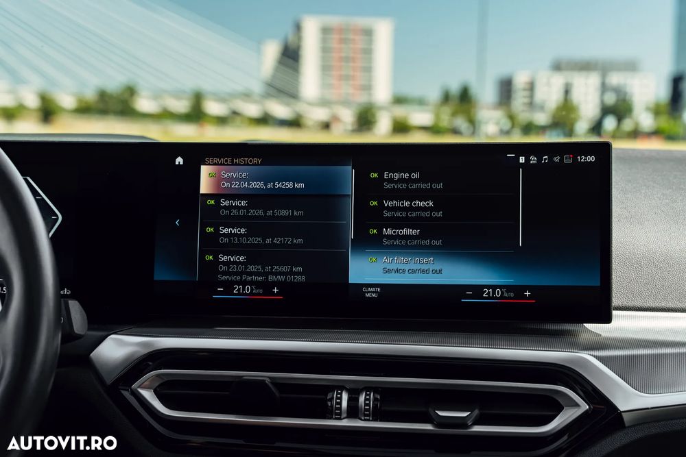 BMW Seria 3 320d xDrive AT MHEV - 34