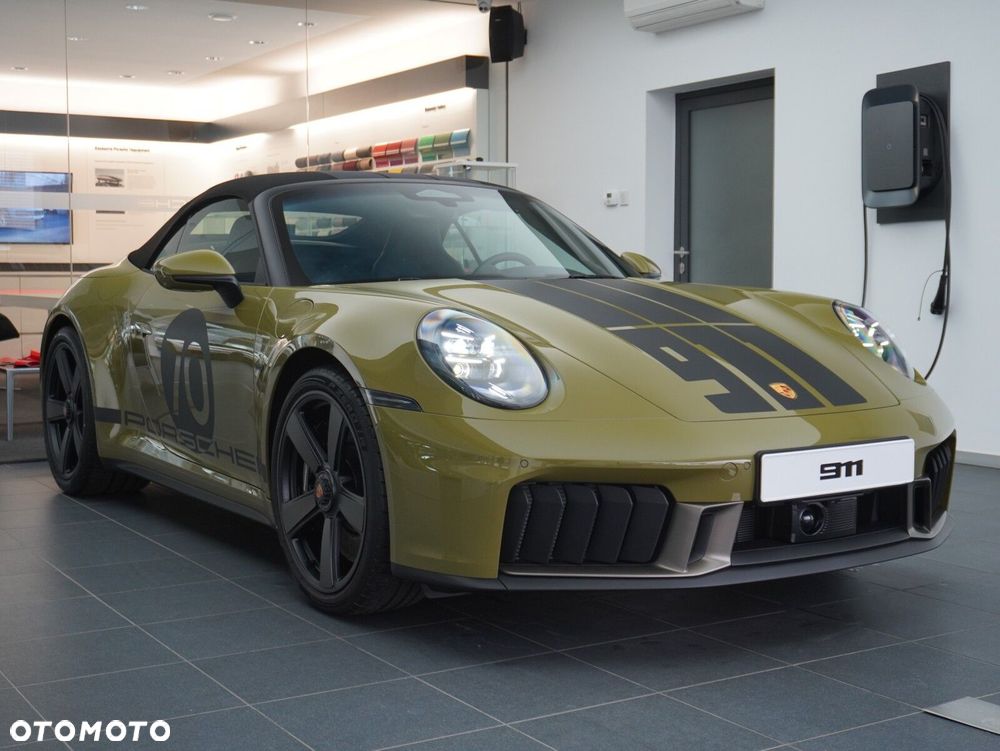 Porsche 911 Carrera T-Hybrid Spirit 70 - 7