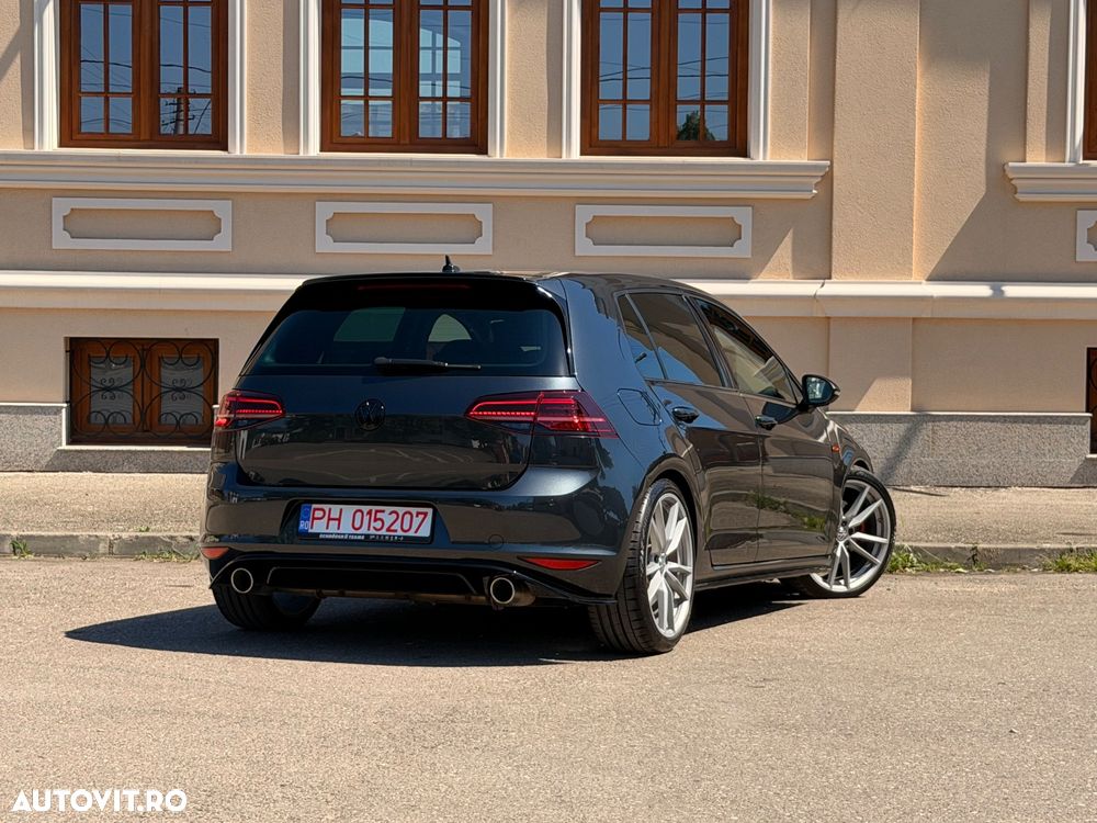 Volkswagen Golf GTD (BlueMotion Technology) DSG - 12