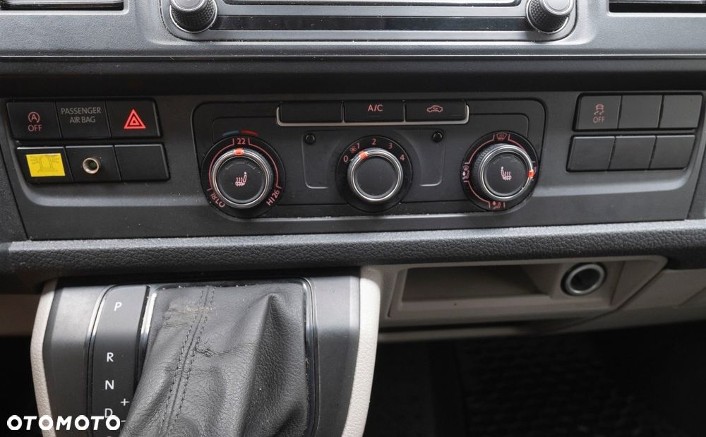 Volkswagen Transporter 2.0 TDi 4Motion DSG / ASENIZACYJNY / INSPEKCJA KANALIZACJI / RICO / 4X4 / STAN IDEALNY / BEZWYPADKOWY / POJAZD SPECJALNY / BADANIE RUR I KANALIZACJI - 19