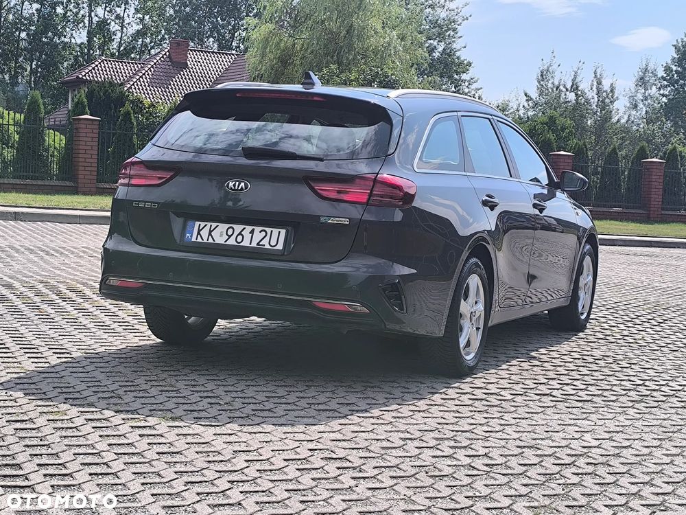 Kia Ceed 1.6 CRDi (48V Mild-Hybrid) Vision - 7