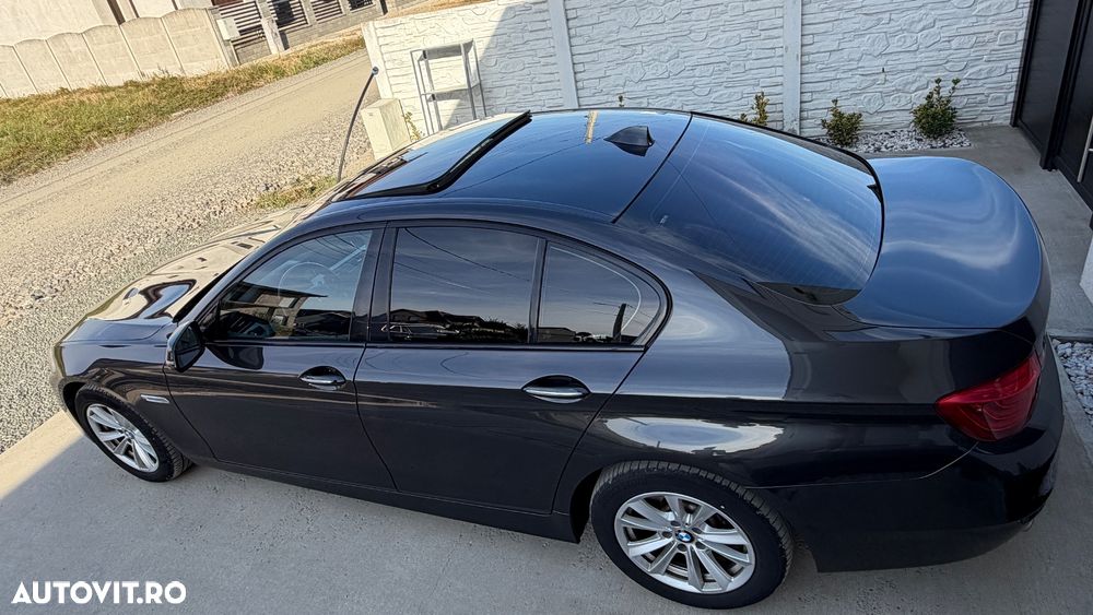 BMW Seria 5 520d AT - 3