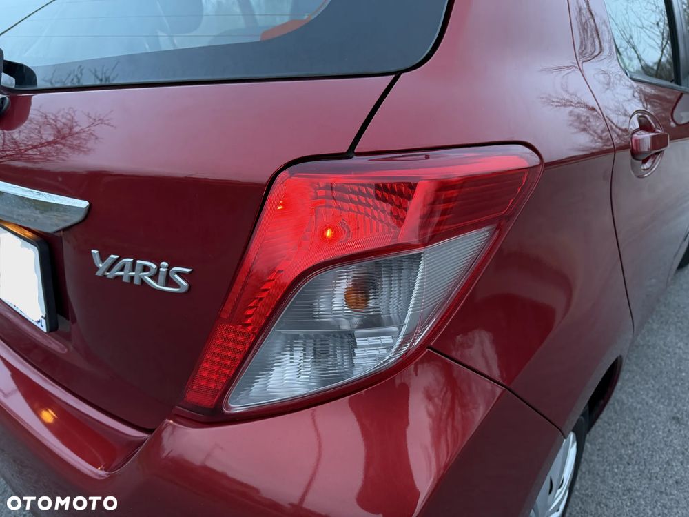 Toyota Yaris 1.33 Premium EU6 - 9