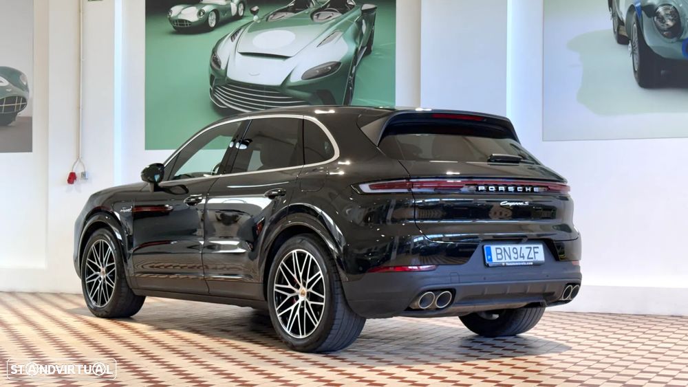 Porsche Cayenne S E-Hybrid - 3