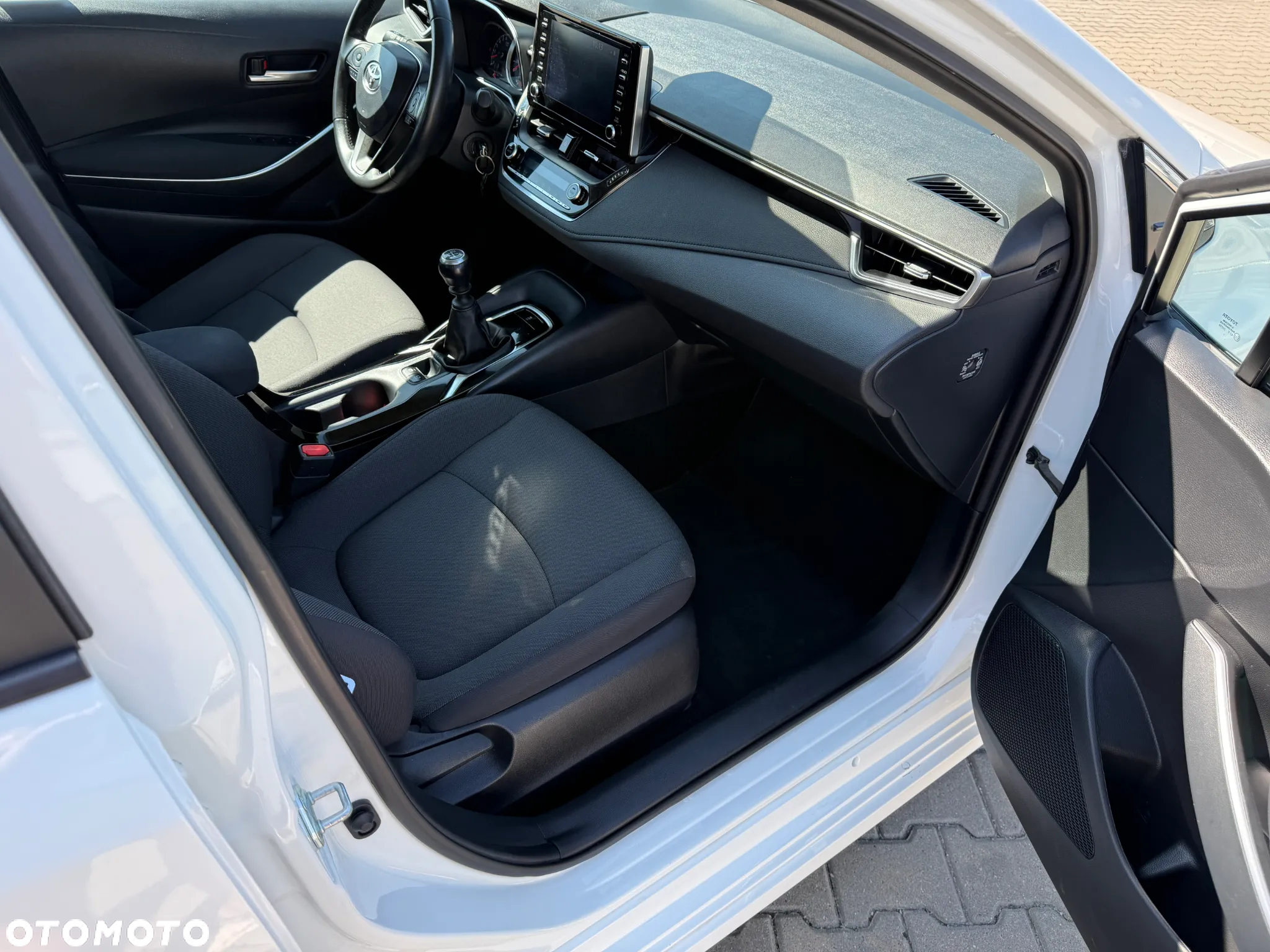 Toyota Corolla 1.5 Comfort - 8