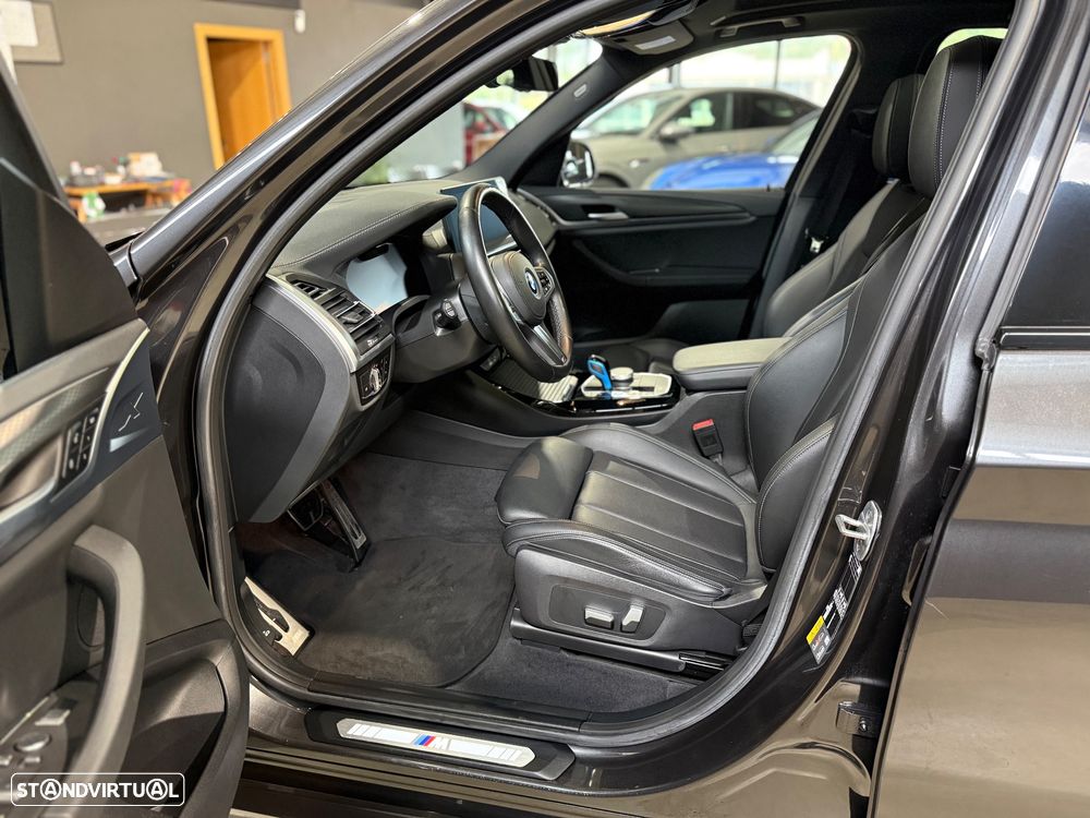 BMW iX3 M Sport Impressive - 20