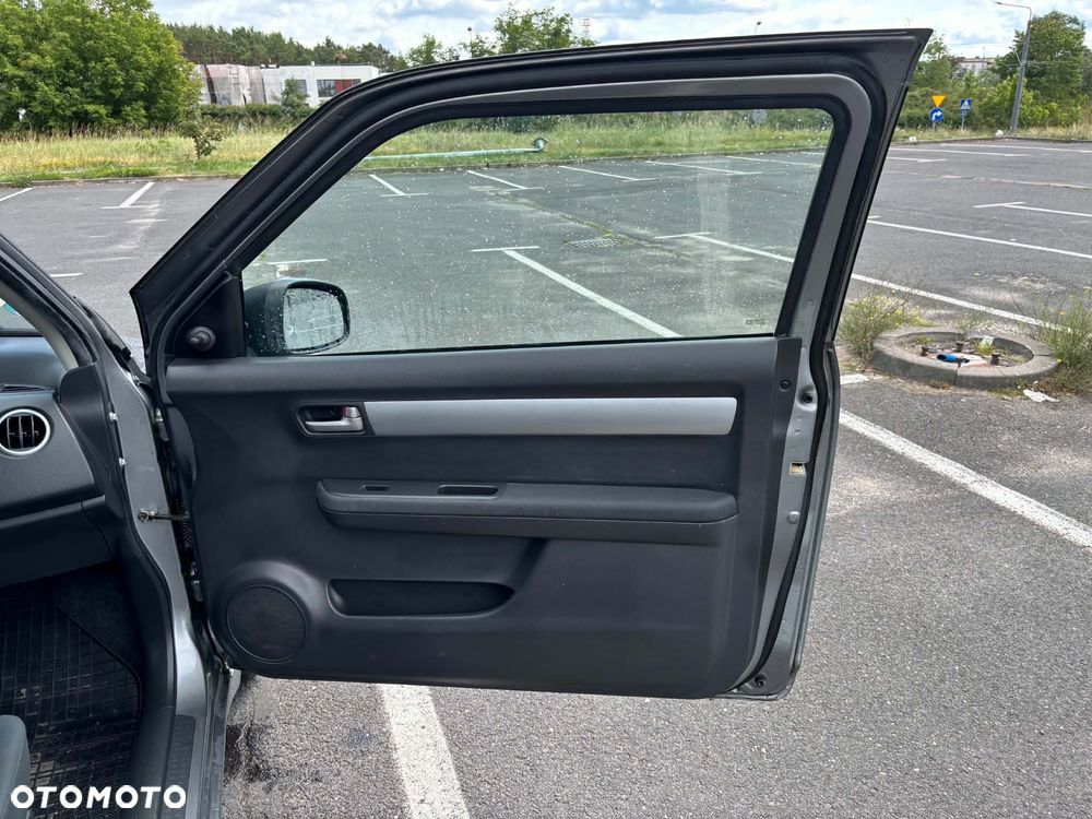 Suzuki Swift 1.3 GC - 6