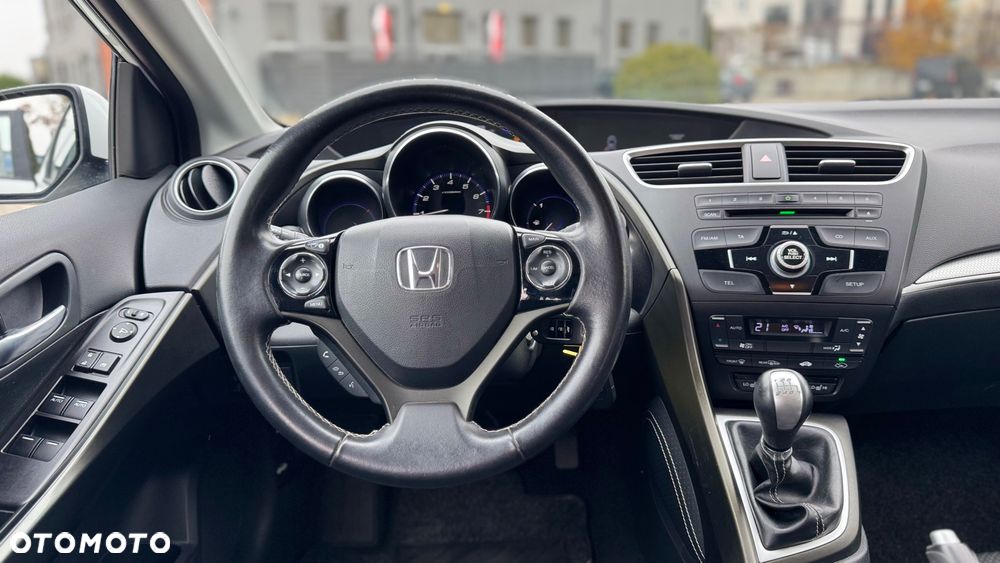 Honda Civic 1.8 i-VTEC Comfort - 32