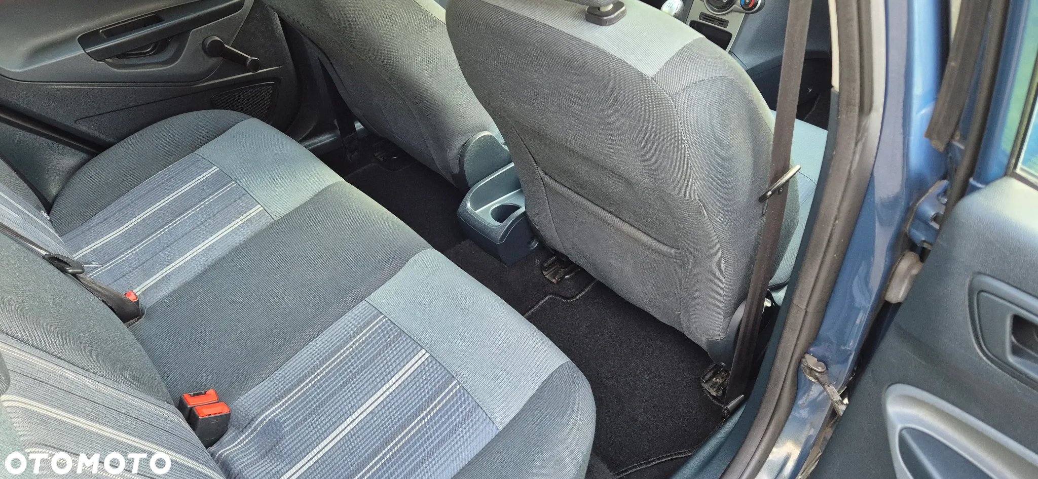 Ford Fiesta 1.25 Ambiente EU5 - 22