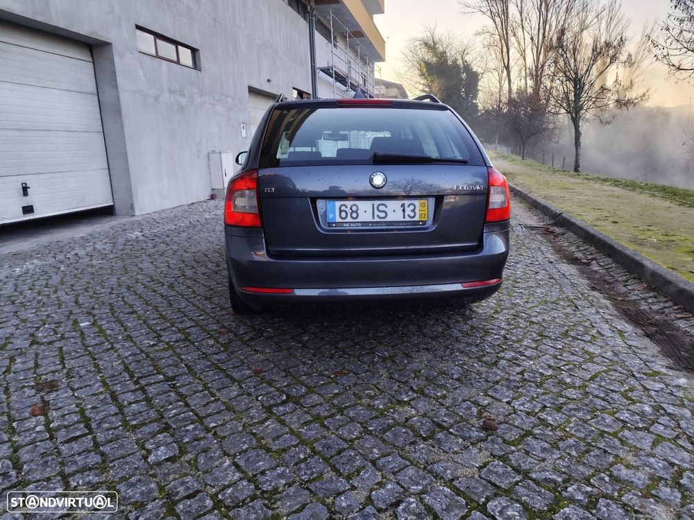 Skoda Octavia Break 1.6 TDi Ambition - 9