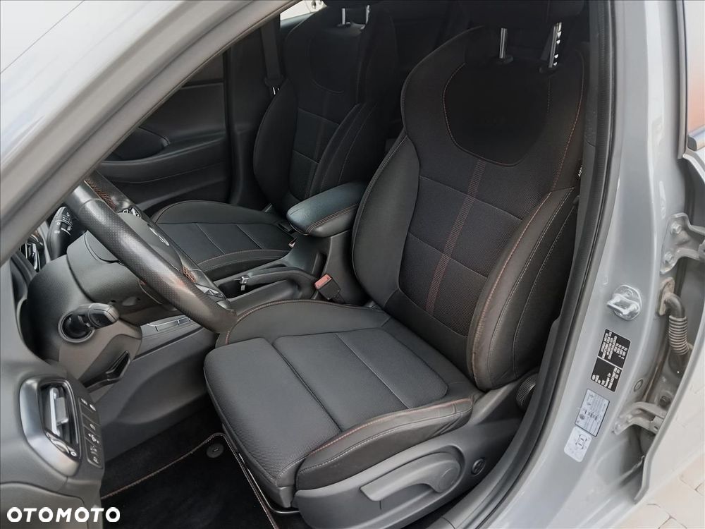 Hyundai i30 1.0 T-GDI Smart - 10