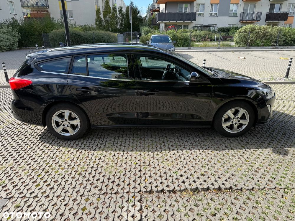 Ford Focus 1.5 EcoBlue Start-Stopp-System TITANIUM - 9