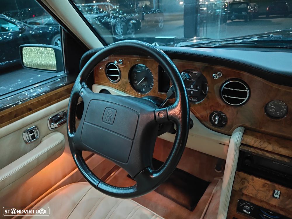 Rolls Royce Silver Spur - 31