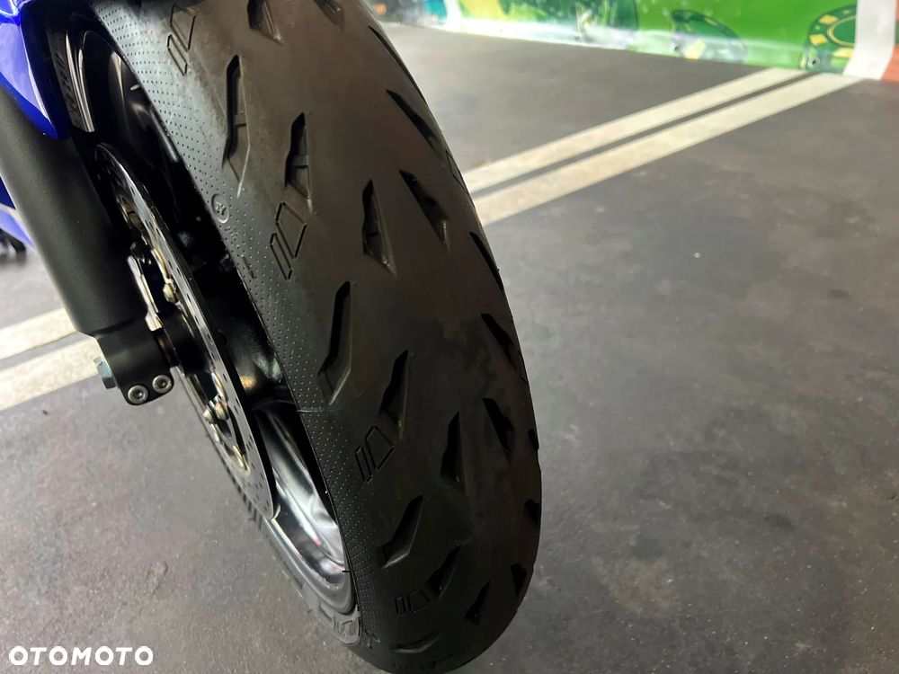 Yamaha R6 - 20