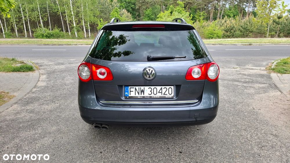 Volkswagen Passat 2.0 TDI Comfortline DSG - 7