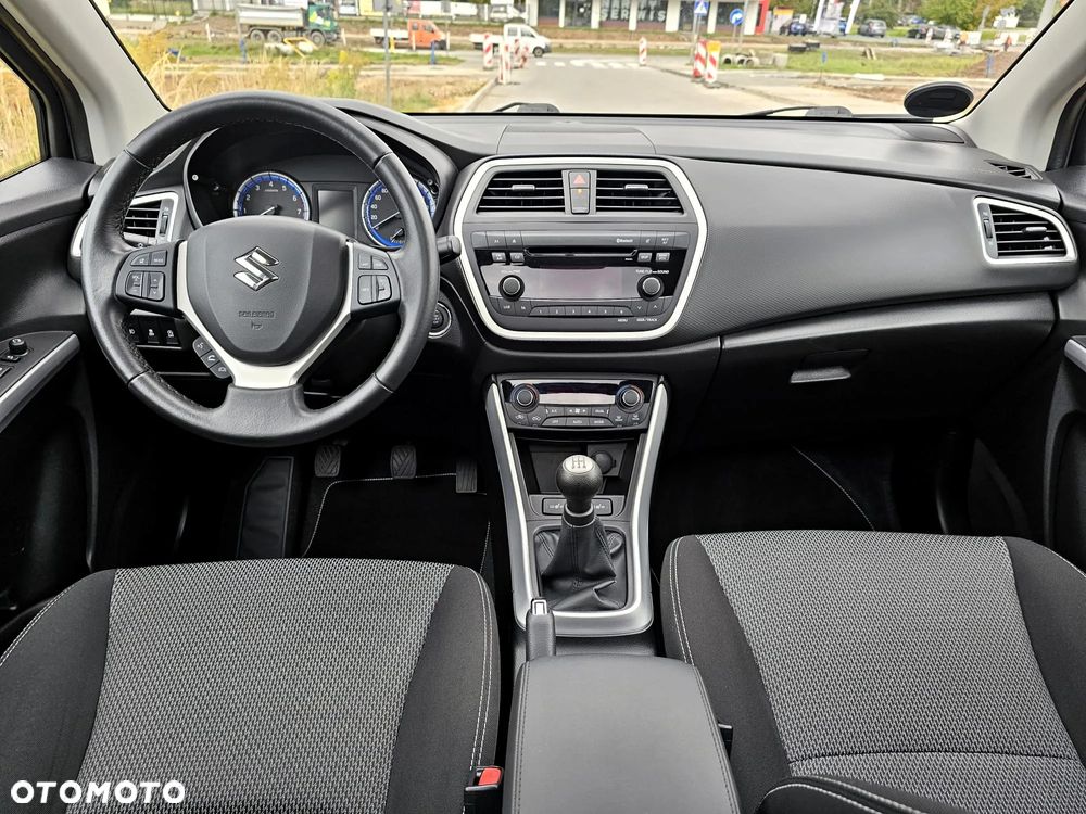 Suzuki SX4 S-Cross 1.6 Premium Plus - 18