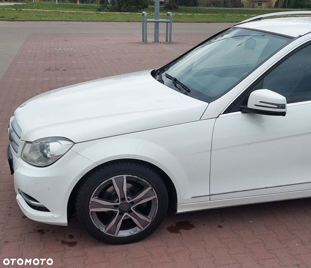 Mercedes-Benz Klasa C 180 7G-TRONIC Edition - 15