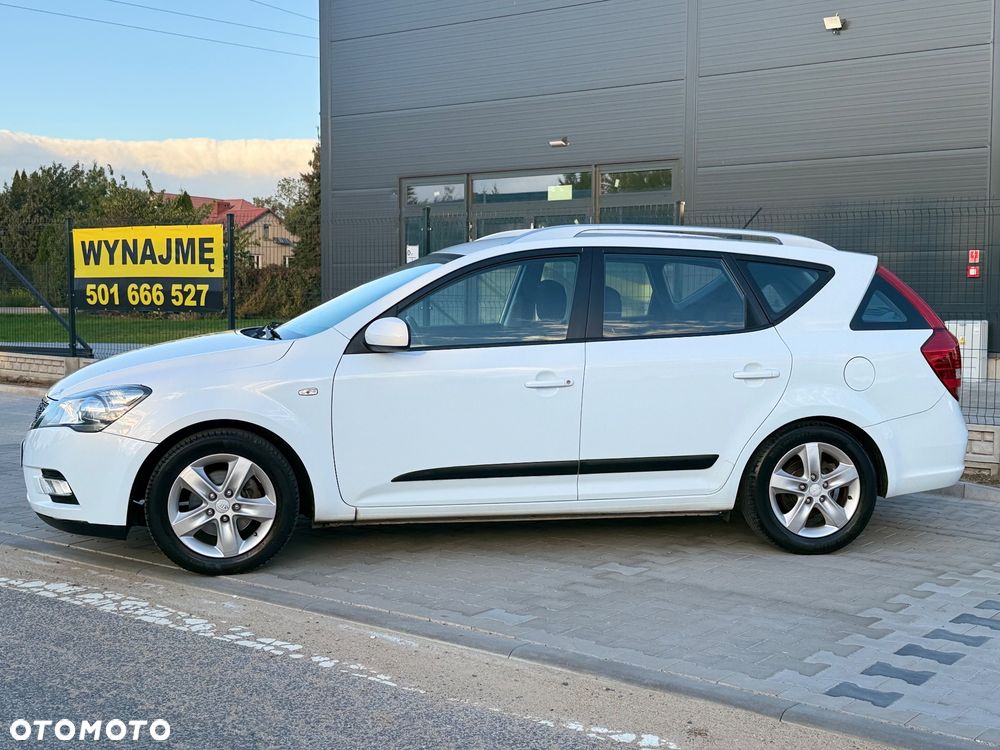 Kia Ceed - 6