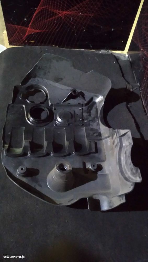 Tampa Do Motor Volkswagen Passat (3B3) - 3