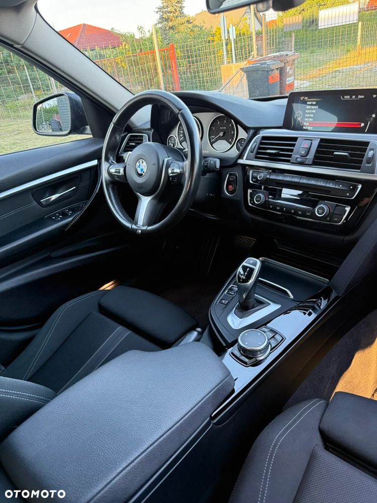 BMW Seria 3 335d xDrive Sport Line - 7