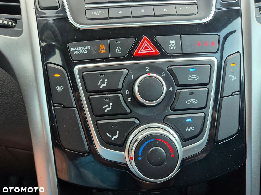 Hyundai i30 1.4 Classic + - 35