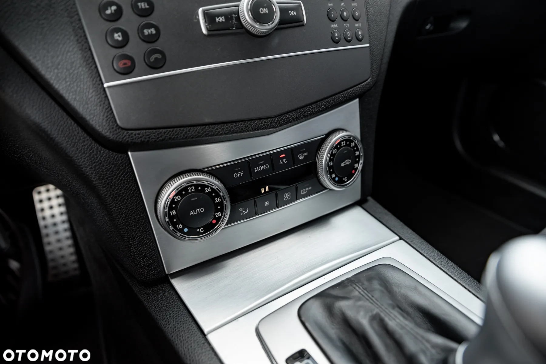 Mercedes-Benz Klasa C 180 T Kompressor Automatik Avantgarde - 32