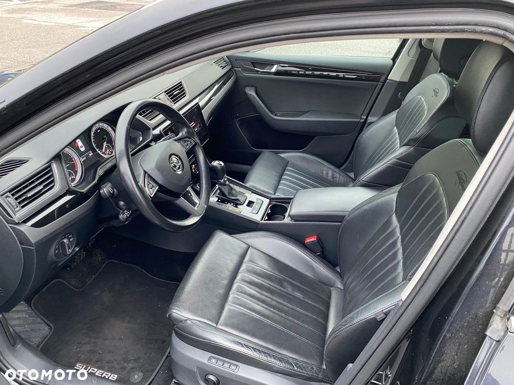 Skoda Superb 2.0 TDI 4x4 L&K DSG - 5