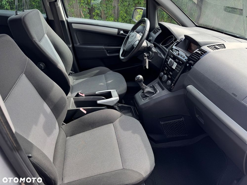 Opel Zafira 1.8 Design Edition - 9