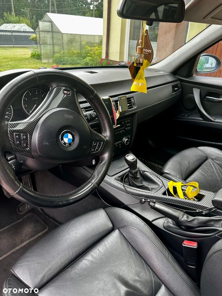 BMW Seria 3 320i - 6