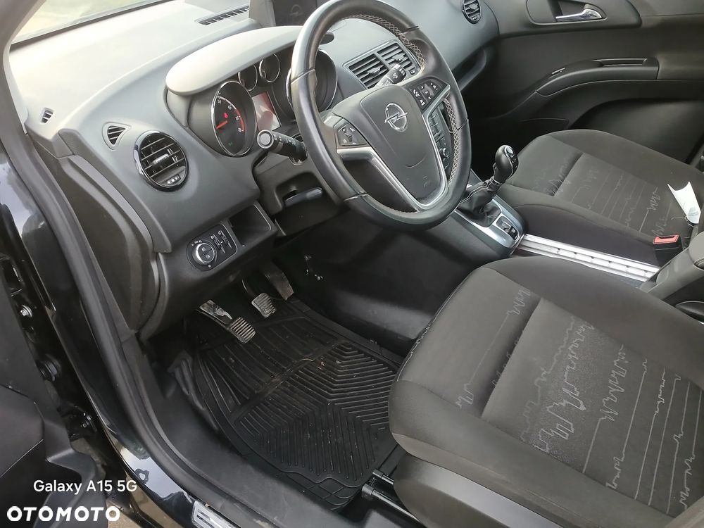 Opel Meriva - 15