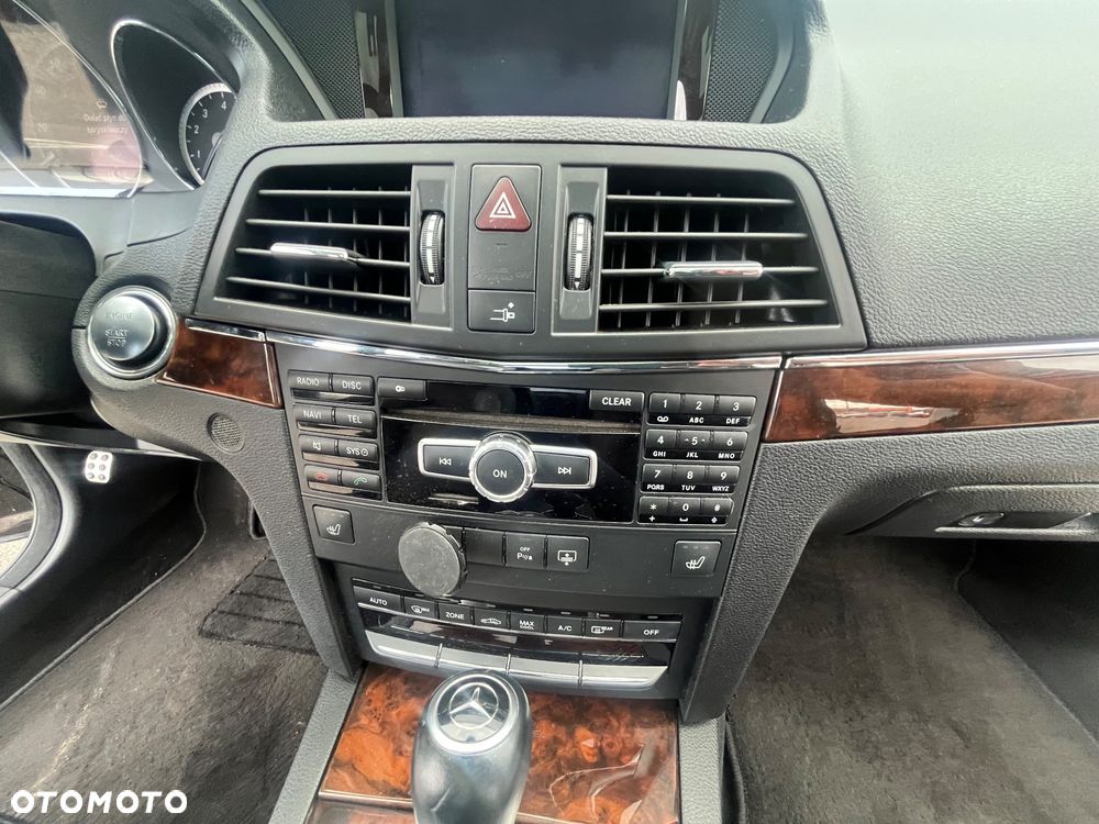Mercedes-Benz Klasa E 350 BlueEFFICIENCY 7G-TRONIC Elegance - 9