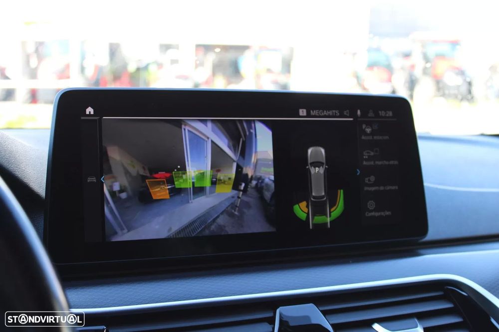 BMW 520 e Pack M - 11