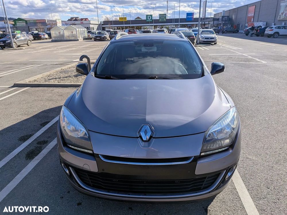 Renault Megane ENERGY dCi 110 Start & Stop Bose Edition - 4