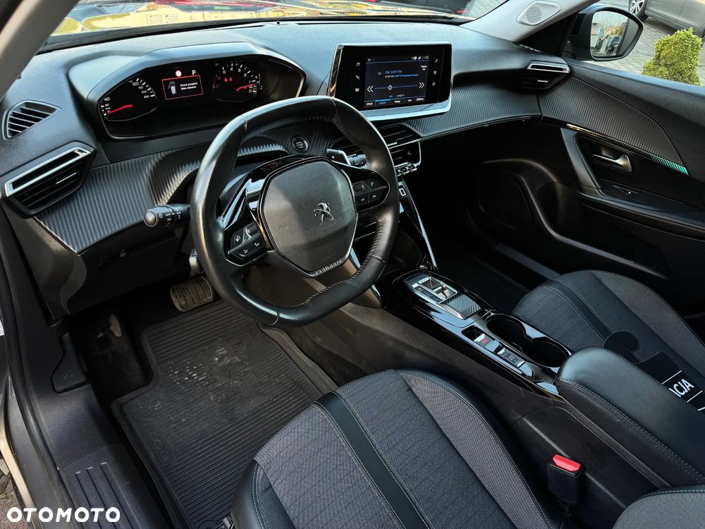 Peugeot 2008 PureTech 130 EAT8 Allure - 9