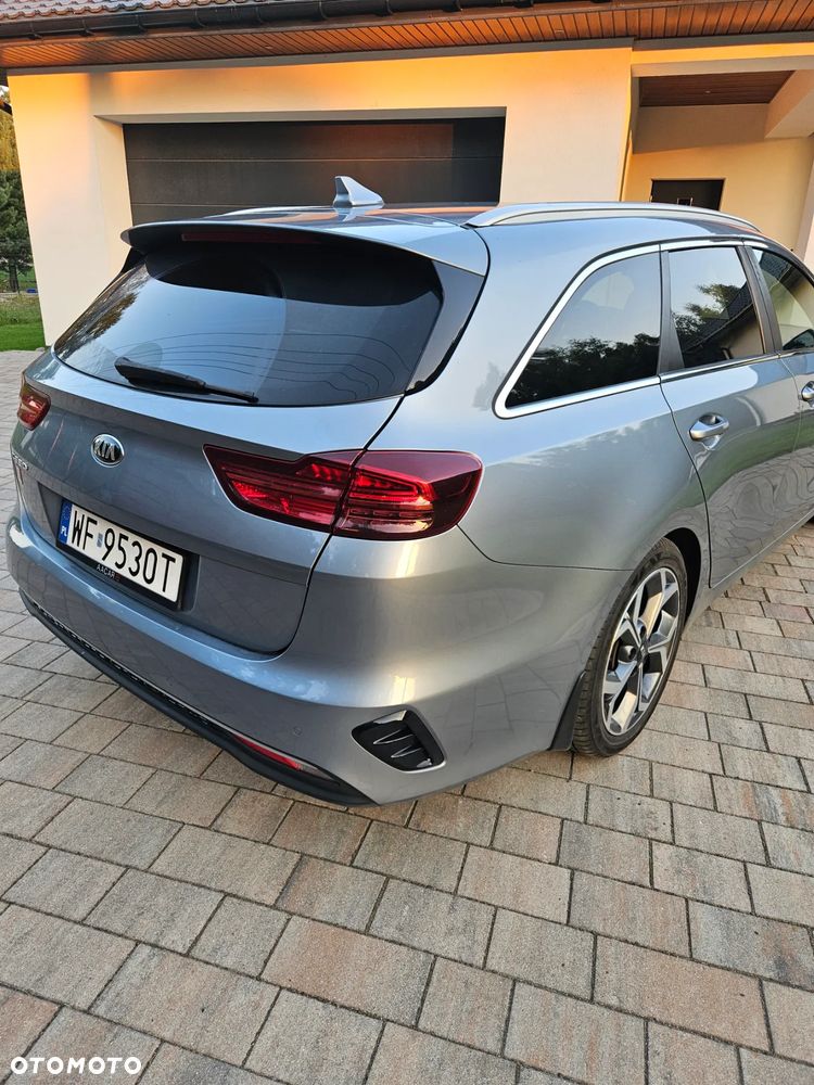 Kia Ceed 1.4 T-GDI L Business Line DCT - 12