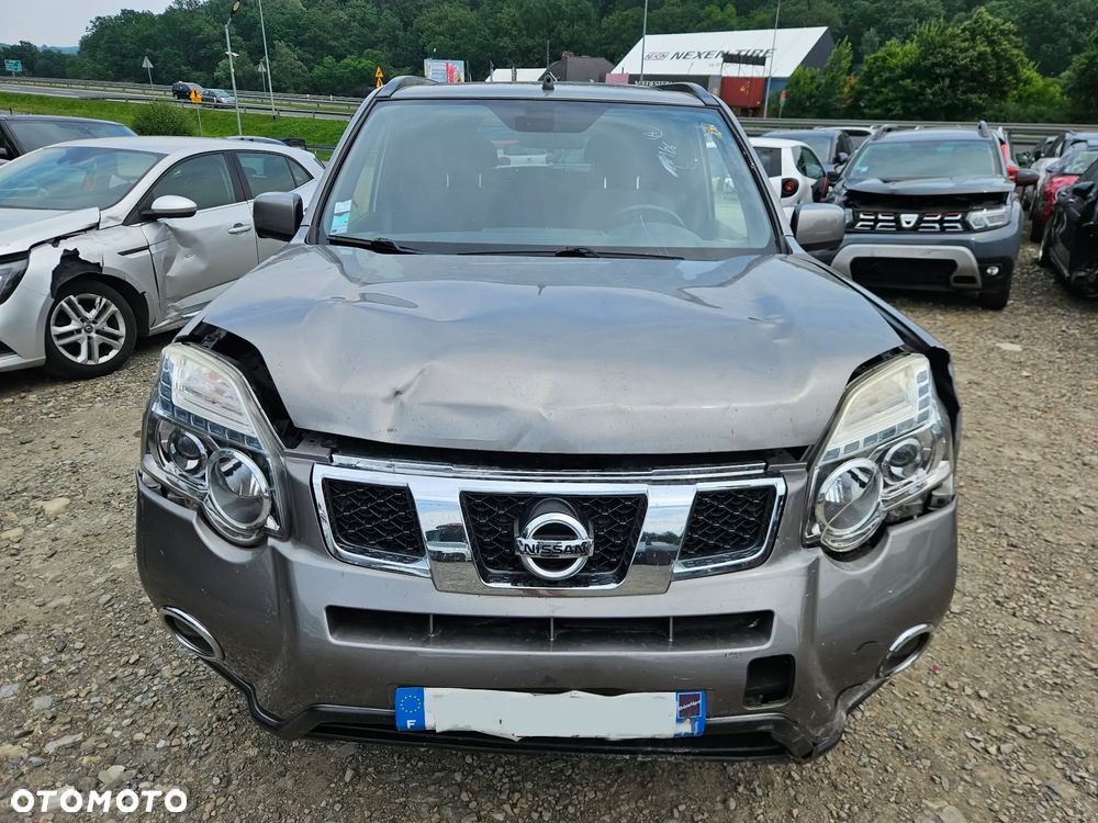 Nissan X-Trail 2.0 dCi 4x4 DPF XE - 8